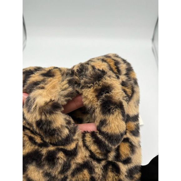 INC International Concepts Womens Pull Through Scarf Brown Leopard Faux Fur New - Picture 5 of 7
